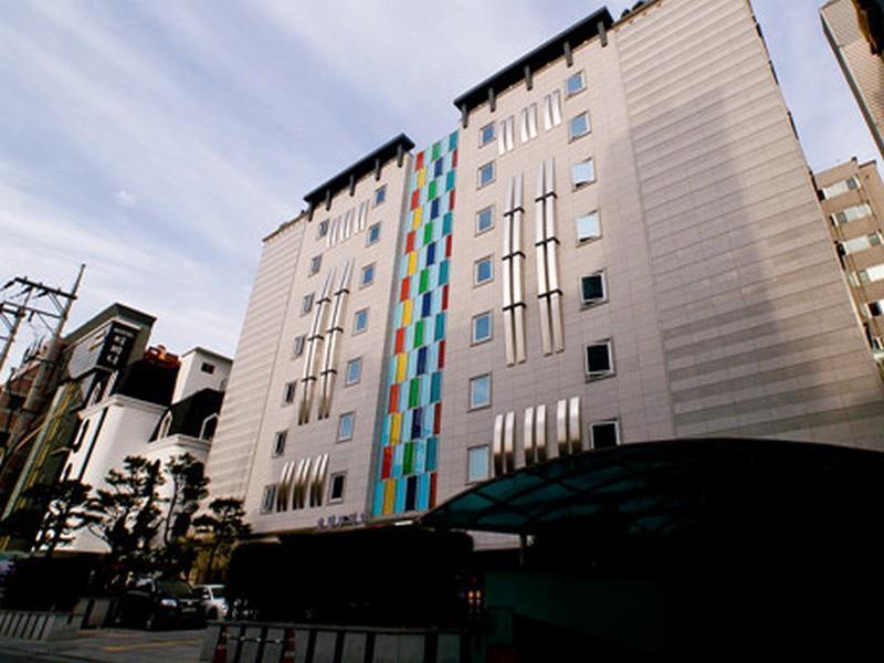 Two Be In Tourist Hotel 3*